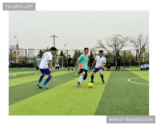 张家勋足球成长之路探秘从校园绿茵到职业赛场的奋进历程